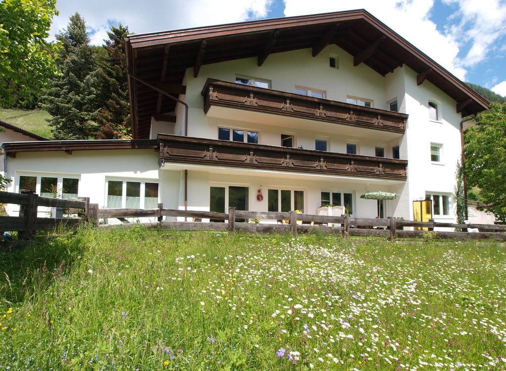Ferienwohnung Mondial Neustift im Stubaital Εξωτερικό φωτογραφία