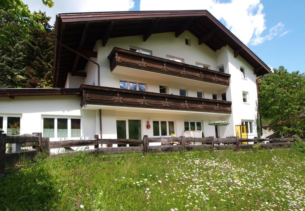 Ferienwohnung Mondial Neustift im Stubaital Εξωτερικό φωτογραφία