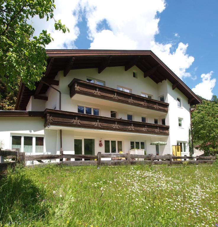 Ferienwohnung Mondial Neustift im Stubaital Εξωτερικό φωτογραφία